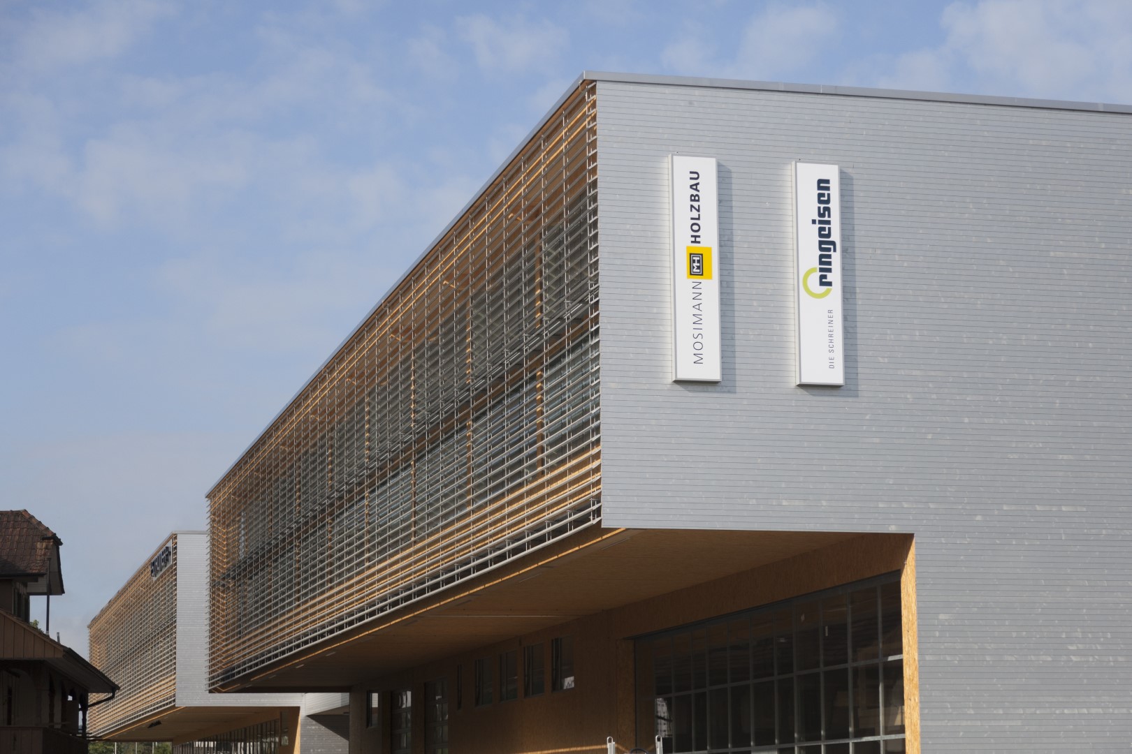 Mosimann Holzbau AG  Als eines der ältesten (Gründung 1909) Holzbau-Unternehmen der Region Bern sind wir heute die führende Adresse für Zimmerei und Holzbau im Raum Bern.   &amp;nbsp; Mehr